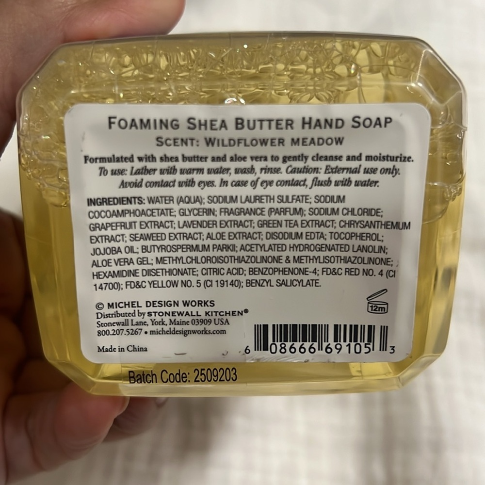 Michel Design Works Wildflower Meadow Foaming Shea Butter hand soap - Picture 2 of 2